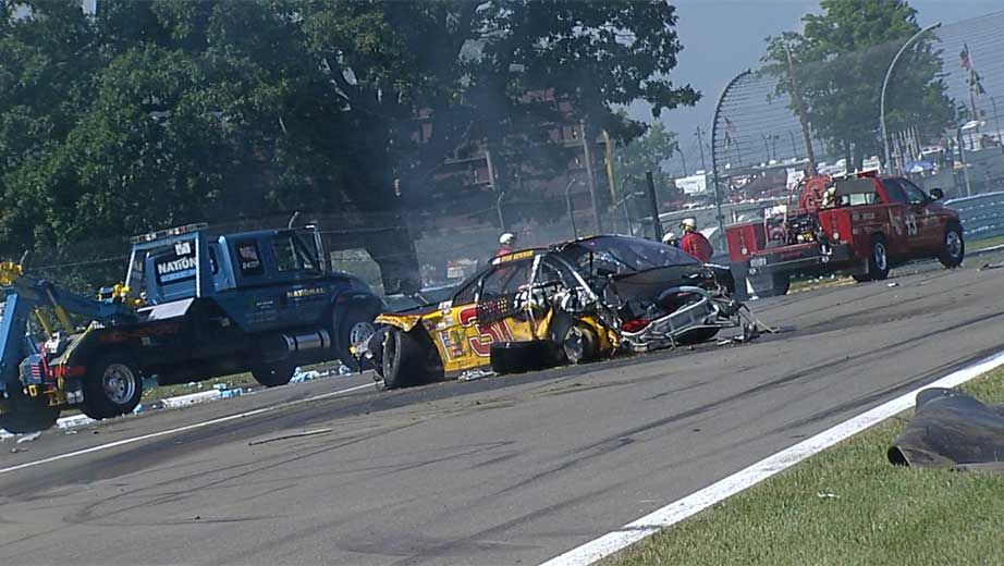 NASCAR très gros crash à Watkins Glen, drapeau rouge
