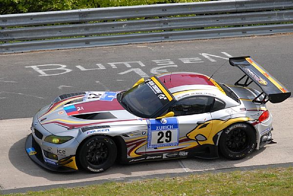 Excellentissime performance du Marc VDS Racing aux 24 Heures du Nürburgring, avec un bond inattendu de la 6ème à la 4ème place en fin de parcours... Photo Luc Depiesse