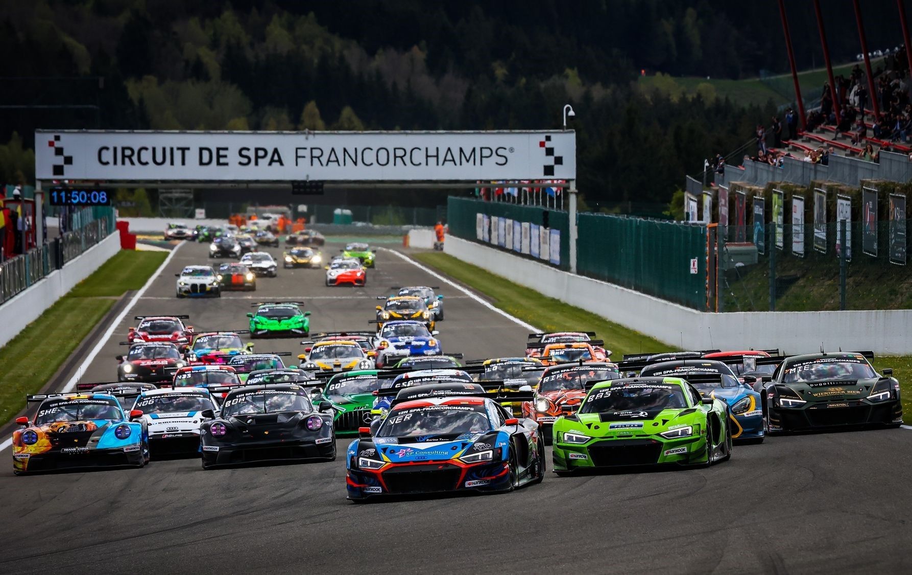 12 H. Spa : conditions délicates pour la première partie de course